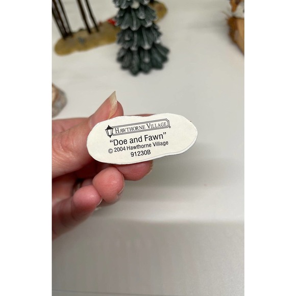 Beautiful miniature winter scene accessories - Picture 3 of 9